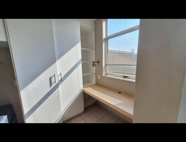 2 BEDROOM PROPERTY TO RENT IN HILLCREST